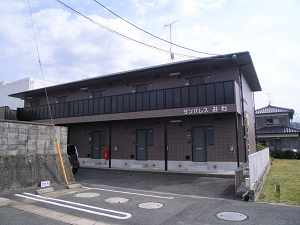 サンパレス